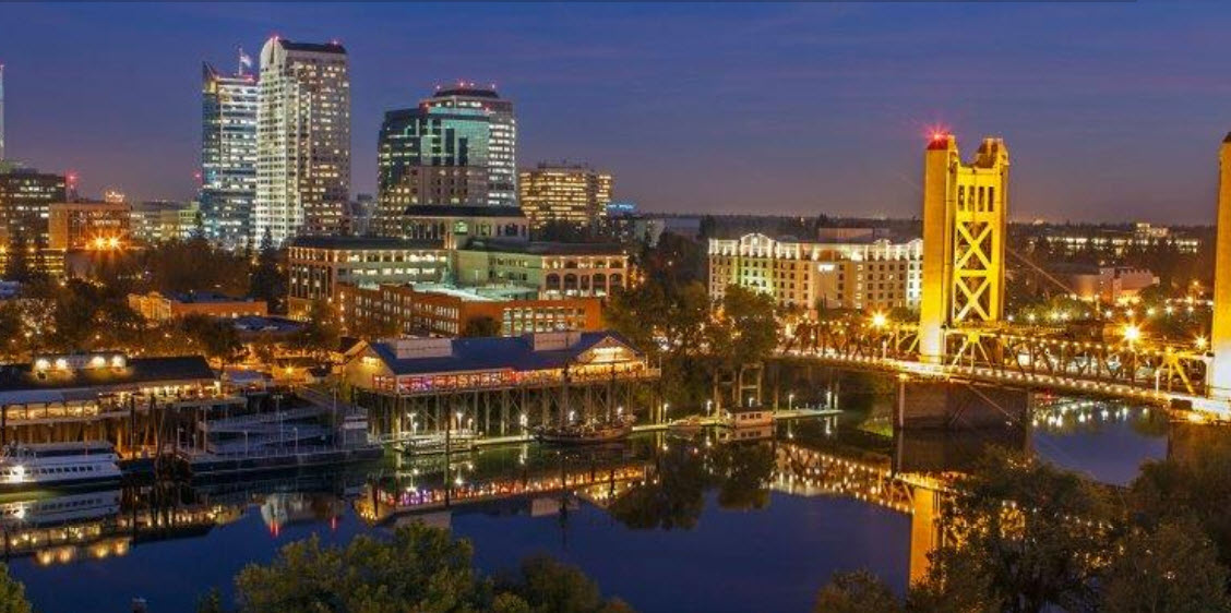 sacramento skyline at night